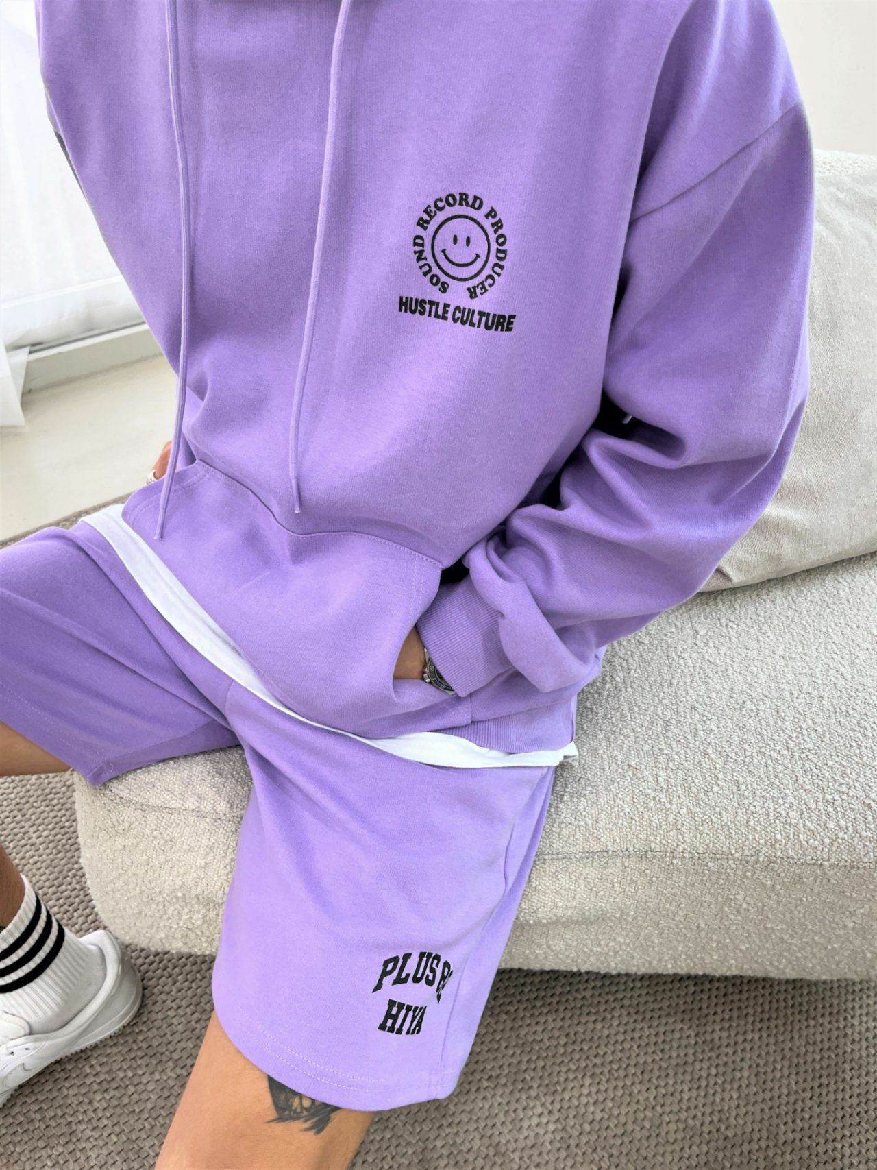 英文字圖案短褲 PLUS82HIYA-015P