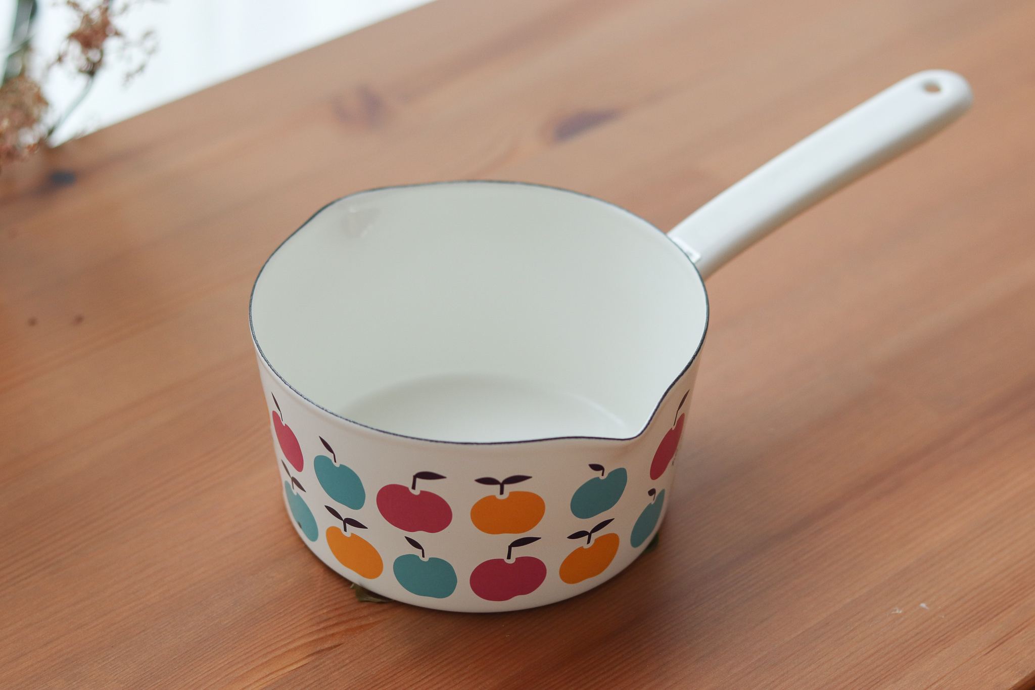 Plune 北歐風 蘋果 雙嘴琺瑯鍋