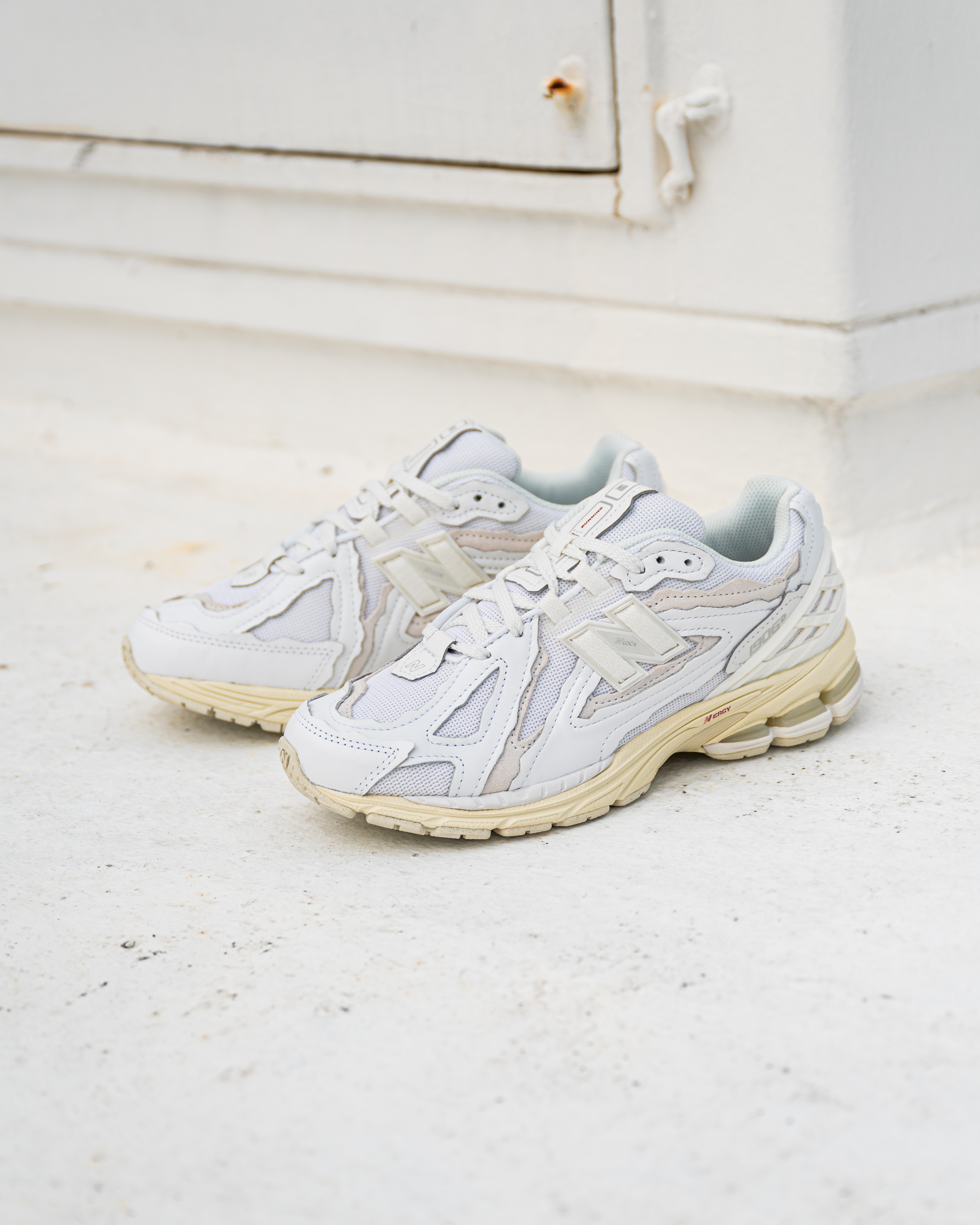 靴 New Balance M1906DE 25cm IENA New Balance 1906D 'Protection Pack - White Turtledove