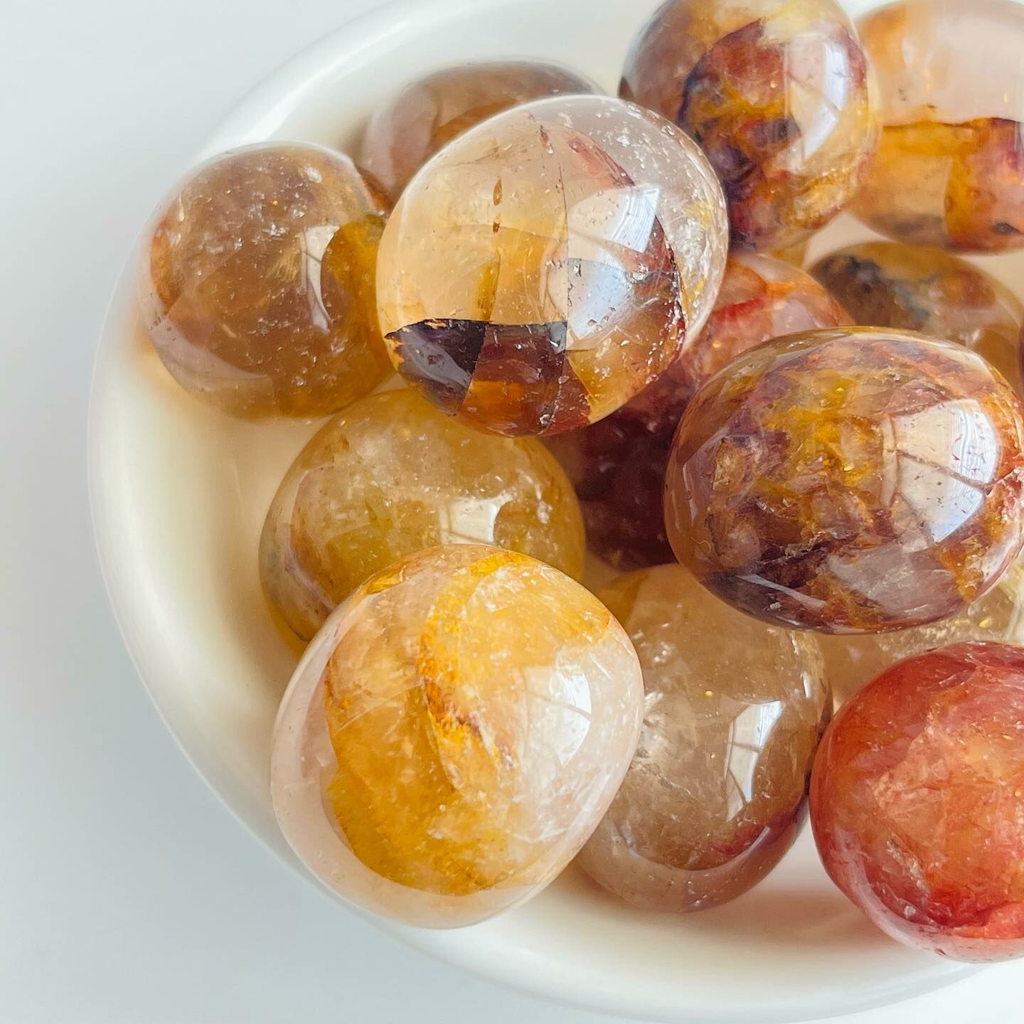 [原石] 黃金療癒者 /黃膠花 水晶滾石