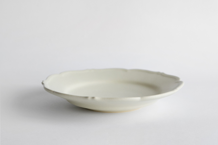 Awabi ware 岡本純一-輪花皿M  象牙