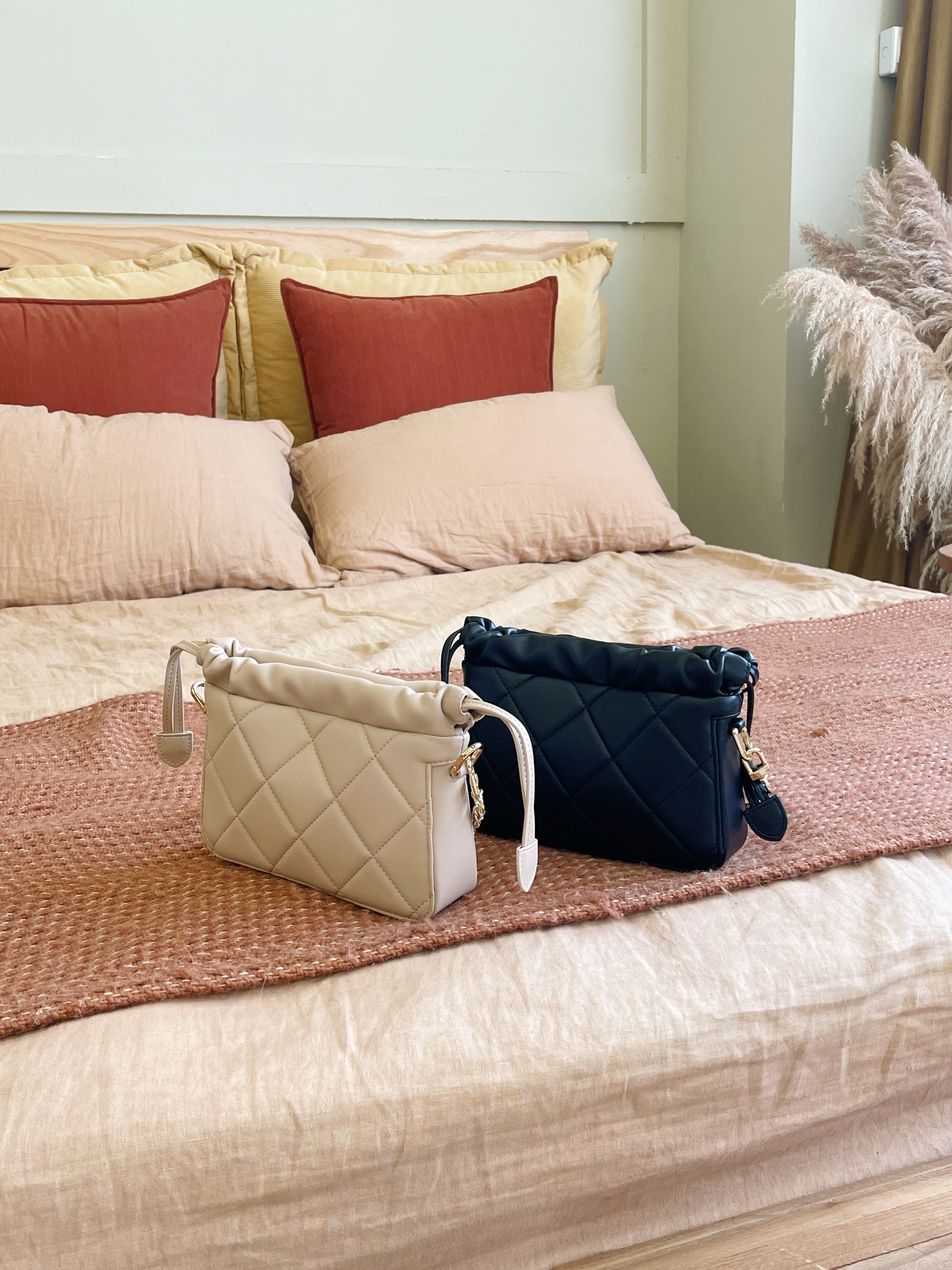 AC046 Bowie Mini Handbag