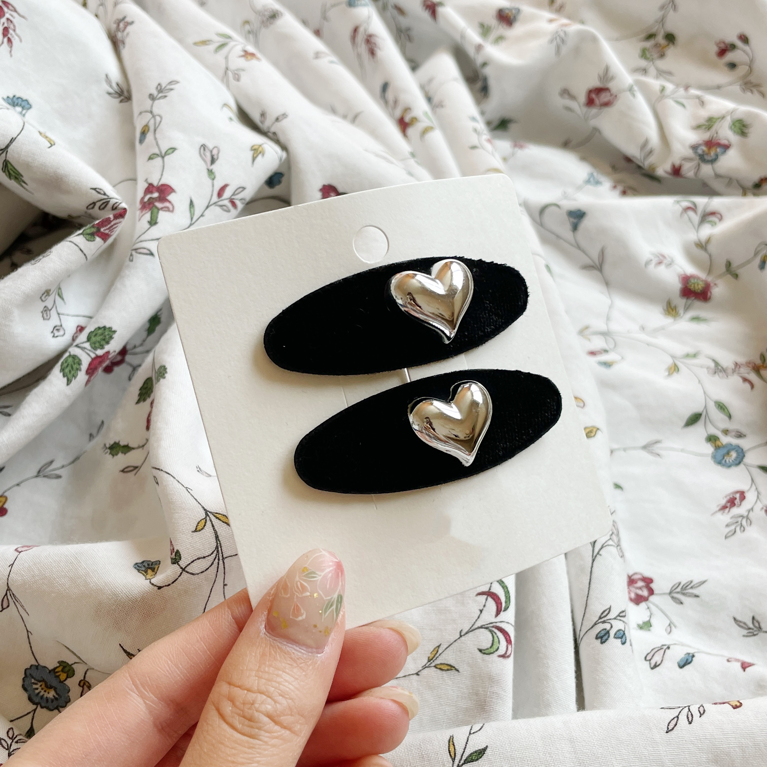 AC051 Coco Heart Mini Hair Clip Set