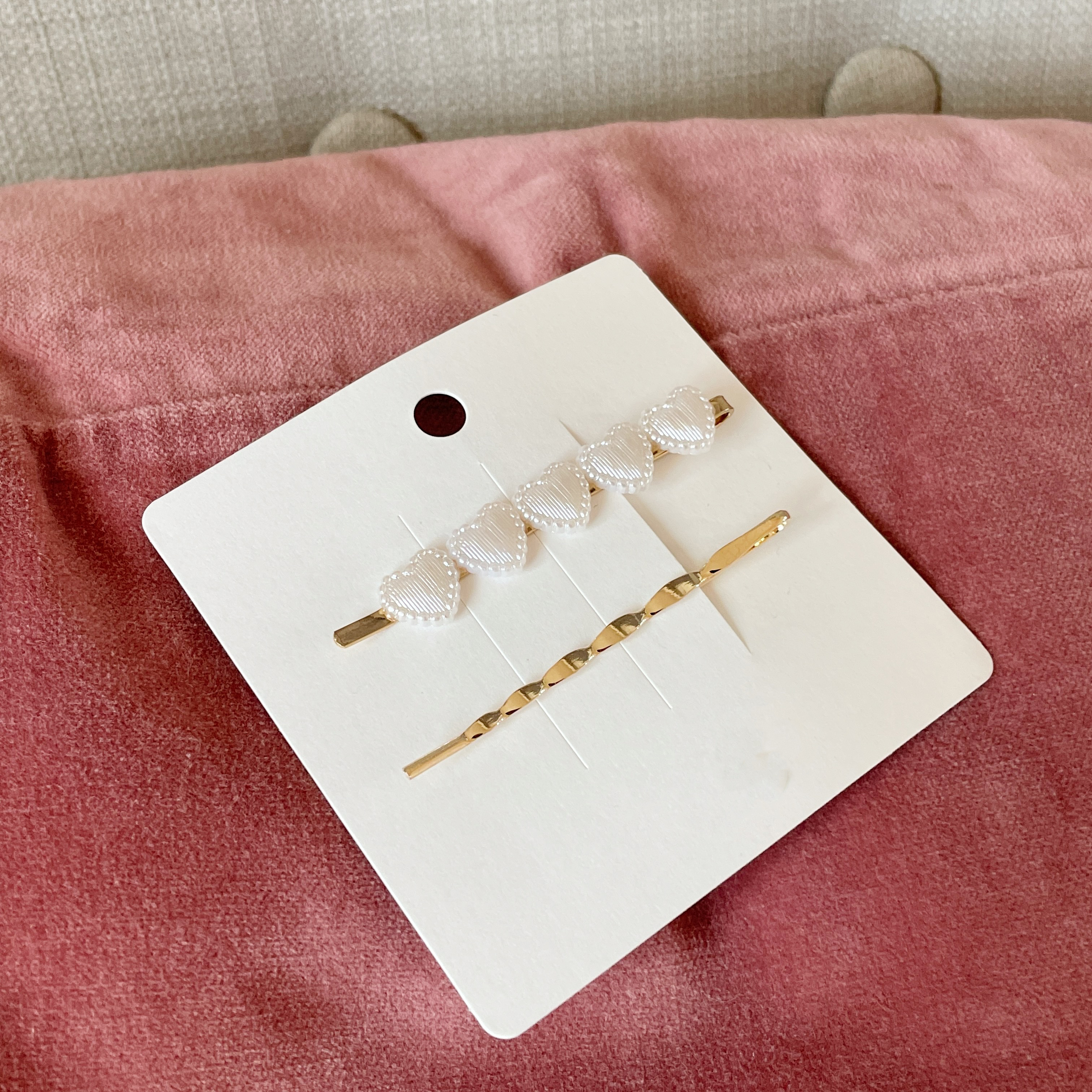 AC053 Silky Heart Hair Clip