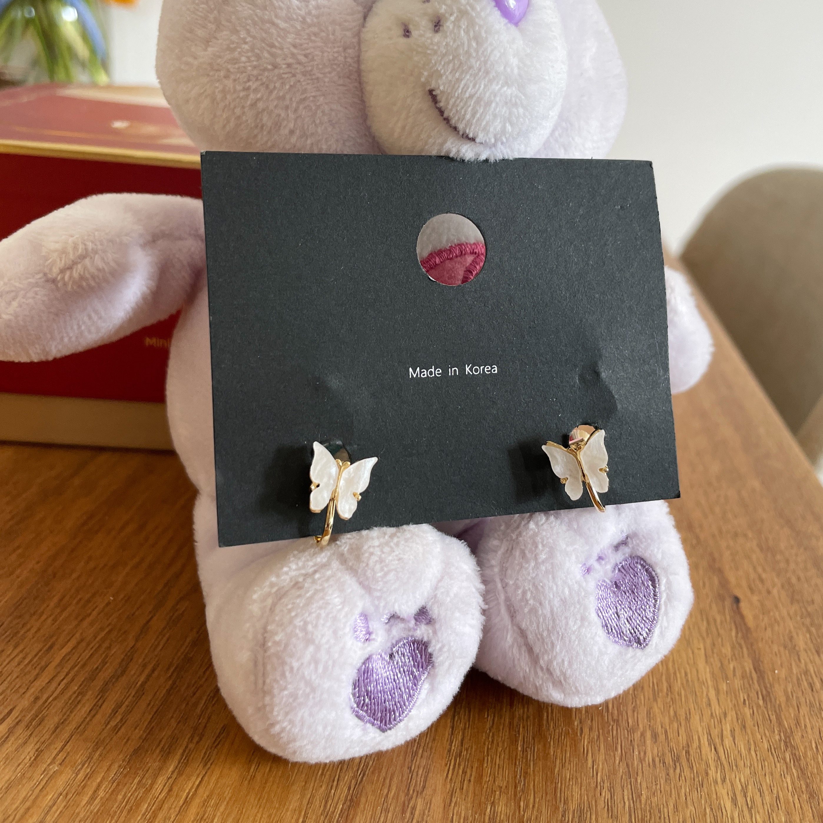 AC055 Nabi Clip-on Earrings