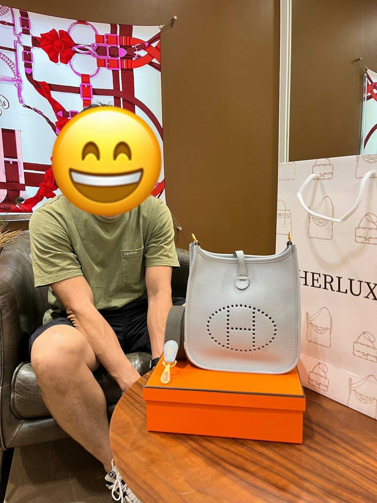 暖男先生來幫靚靚pick up mini E聖杯藍🎉 見到實物很滿意🥰 多謝你嘅支持與信任🫶💪