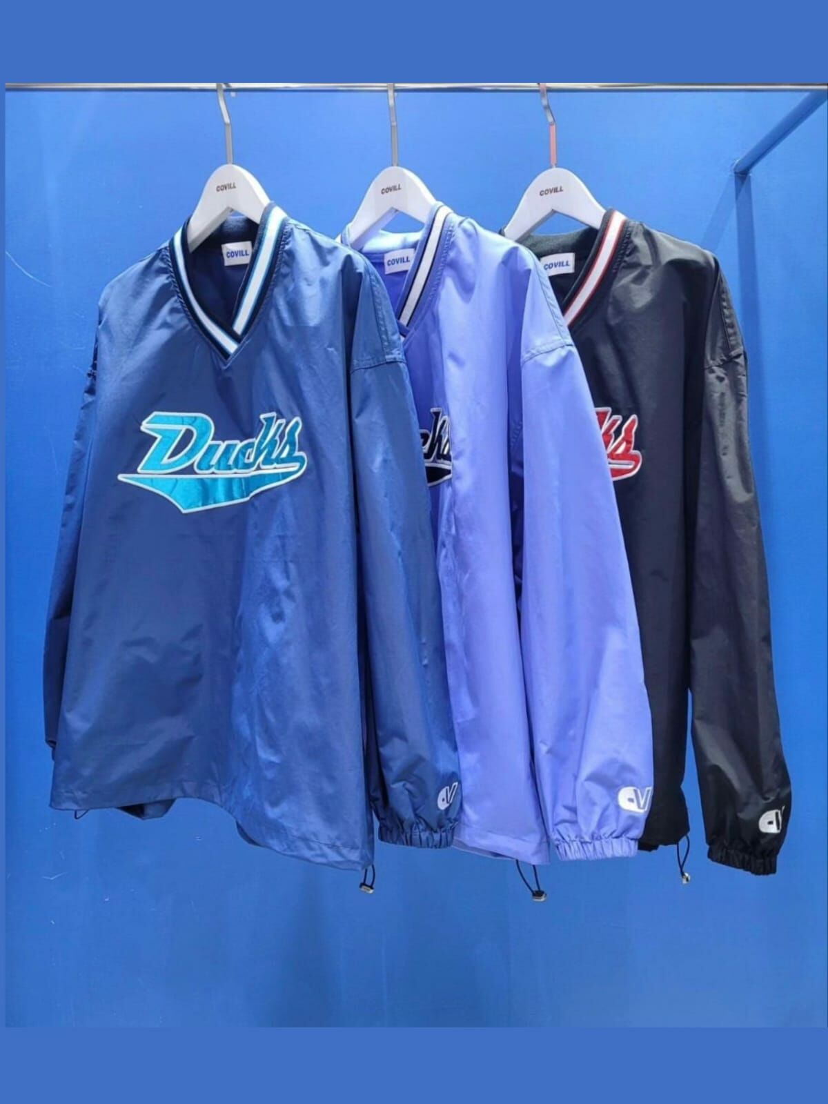 OverSize V領英文字衛衣 Covill-033T