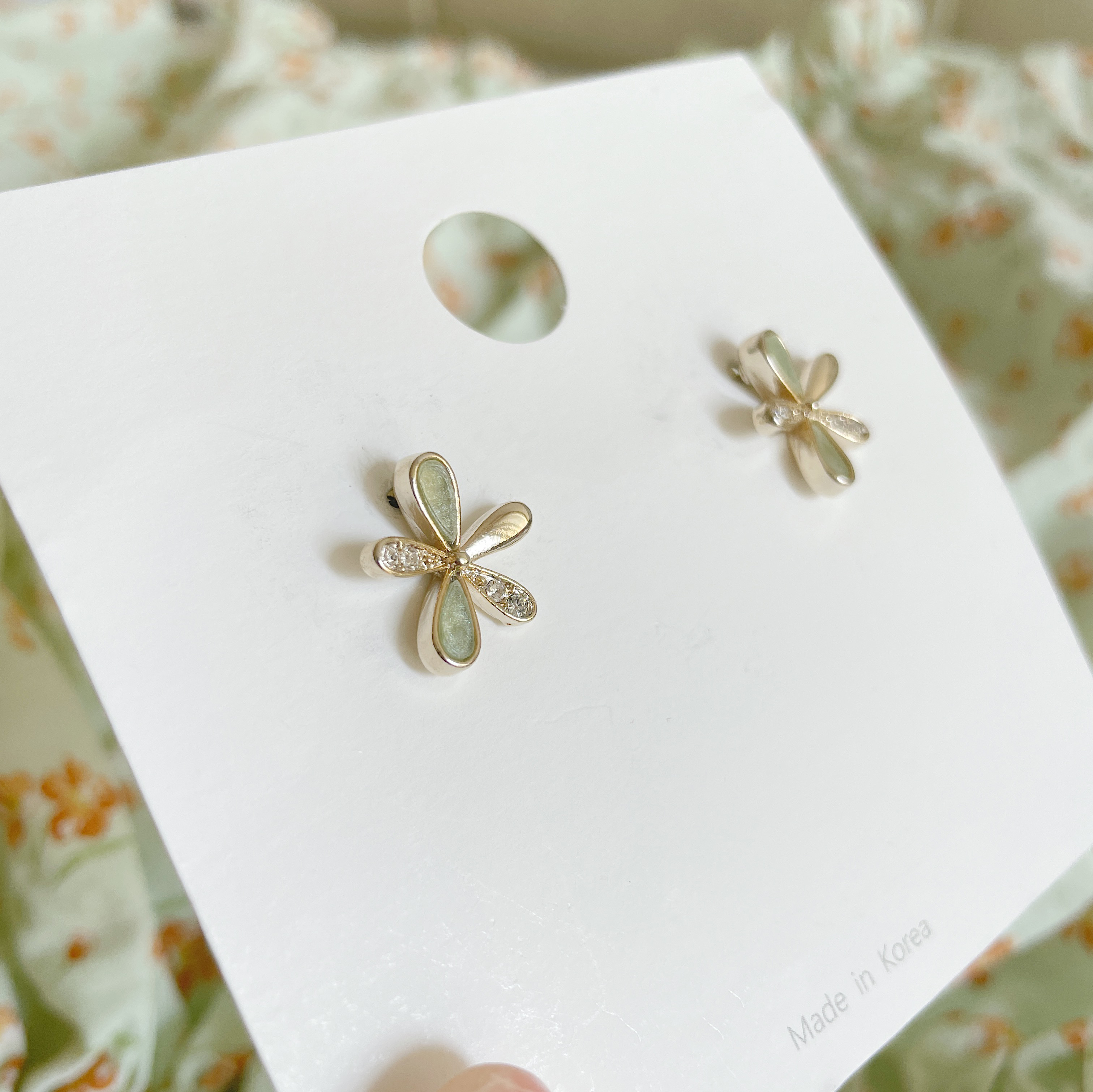 AC057 Green Garden Earrings