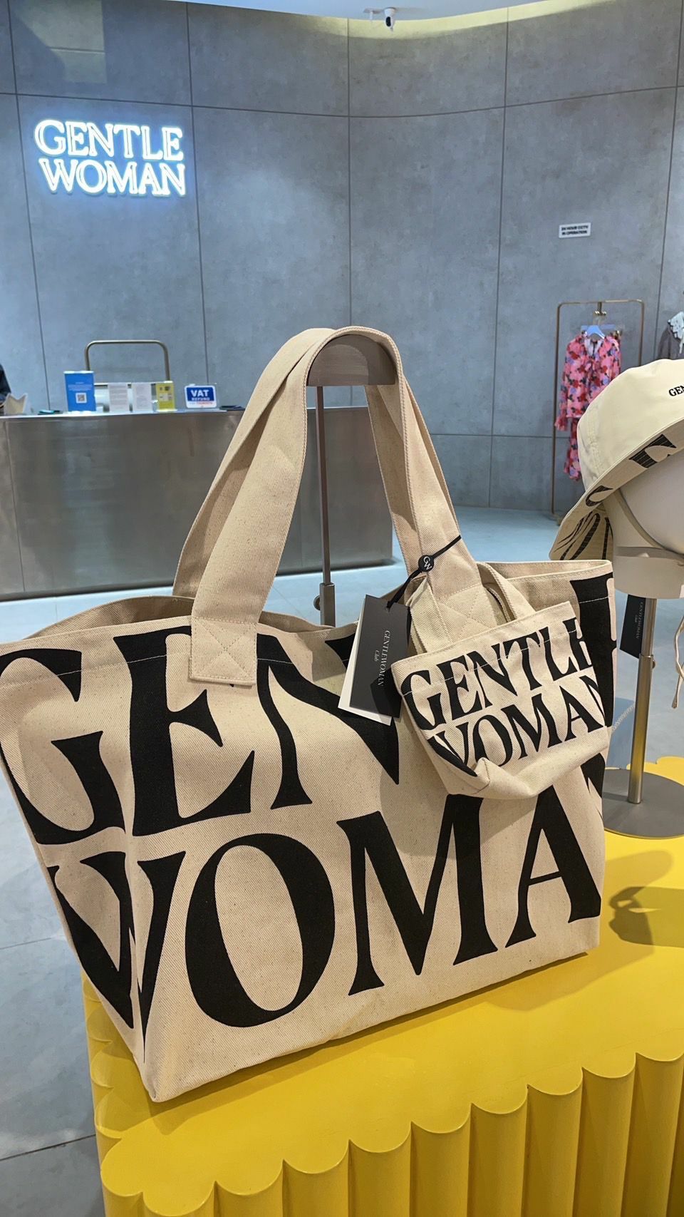 代購 Gentlewoman 新款 LOGO SHOULDER BAG
