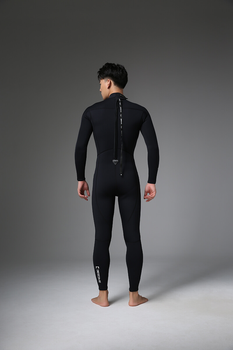 ▲預購 Bestdive 男款 黑白系列 連身防寒衣 前胸壓紋 可客製顏色 2026