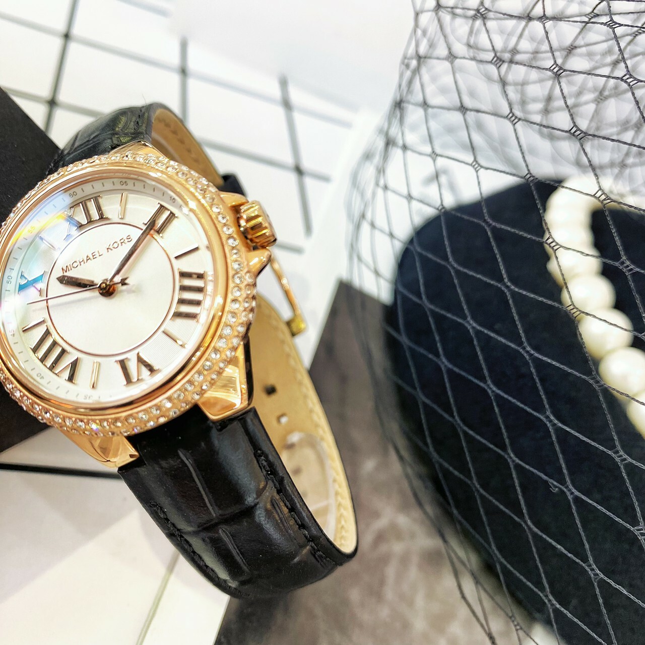 【MICHAEL KORS】時尚晶鑽腕錶 MK2962 33mm 現代鐘錶