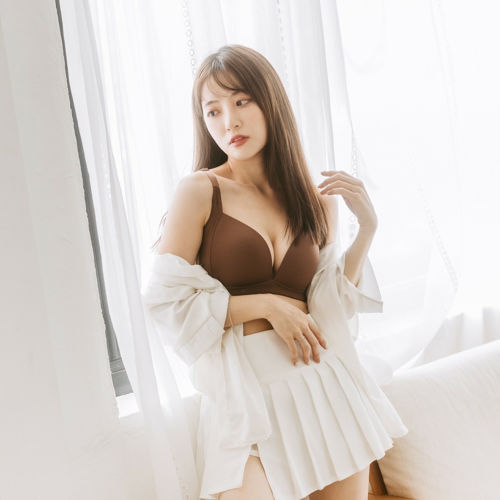 水壩內衣。無痕內衣人氣王｜Lana分享。集中爆乳無鋼圈內衣 B.C.D.E罩