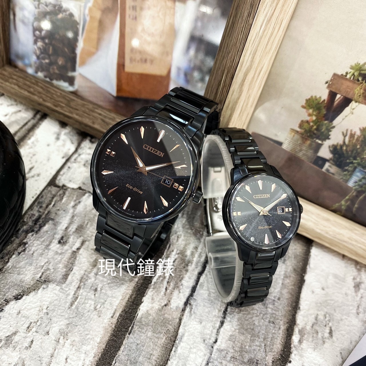 【CITIZEN 星辰】PAIR銀河黑金限定款對錶BM7595-89E (大) / EW2595-81E (小)  現代鐘錶
