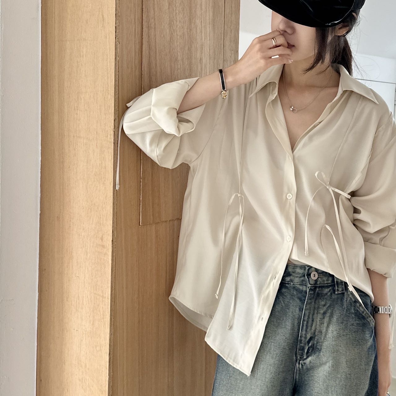 9.23 光面條條恤衫