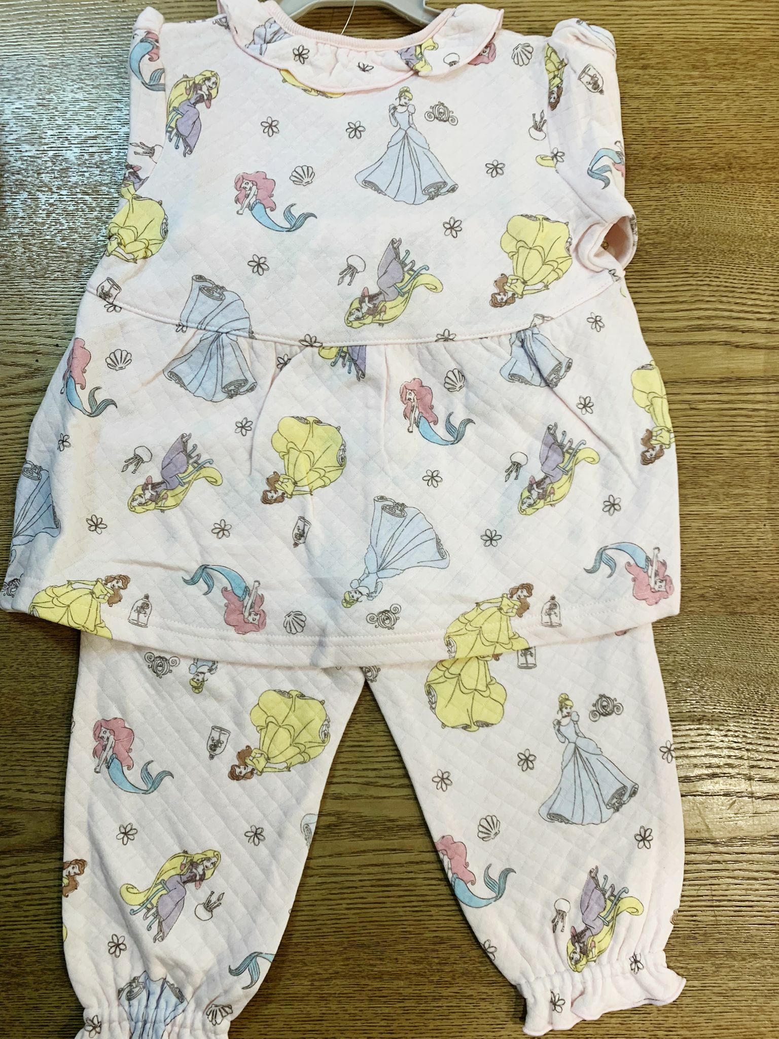 2023年 新款Disney Princess 純棉套裝 80,90,95碼