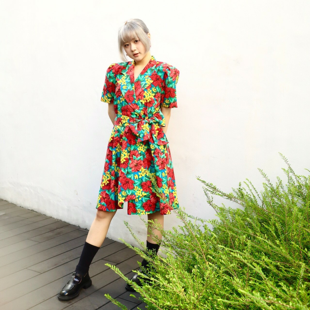 夏風夷風鮮色大花外套連身裙