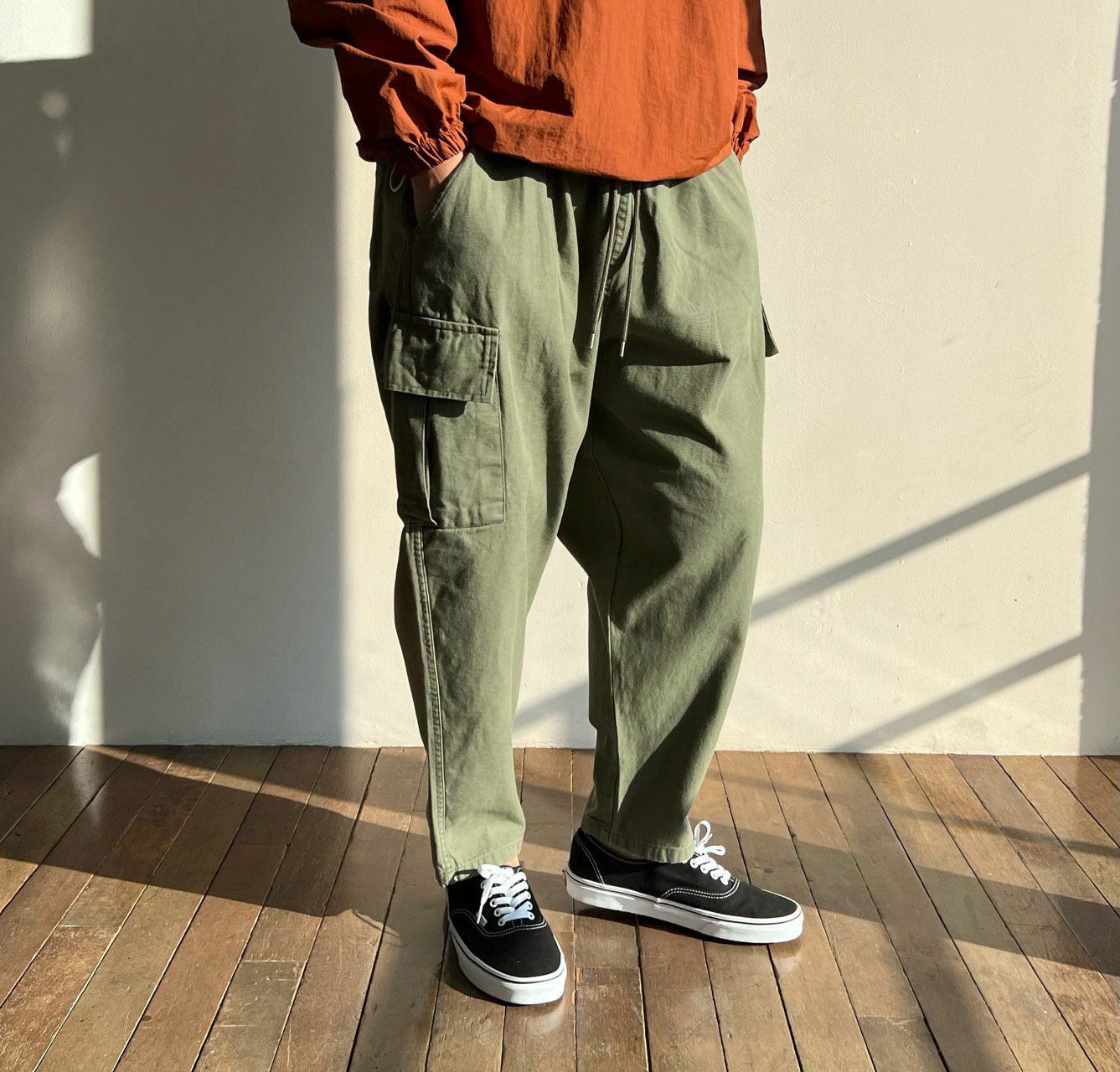 淨色洗水工裝鬆身褲 PEACOCK-024P