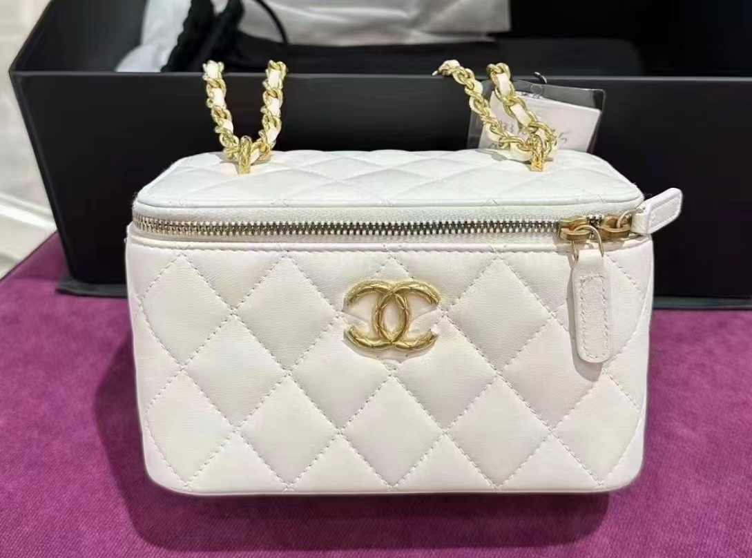 Chanel 可調節長度白色 -M