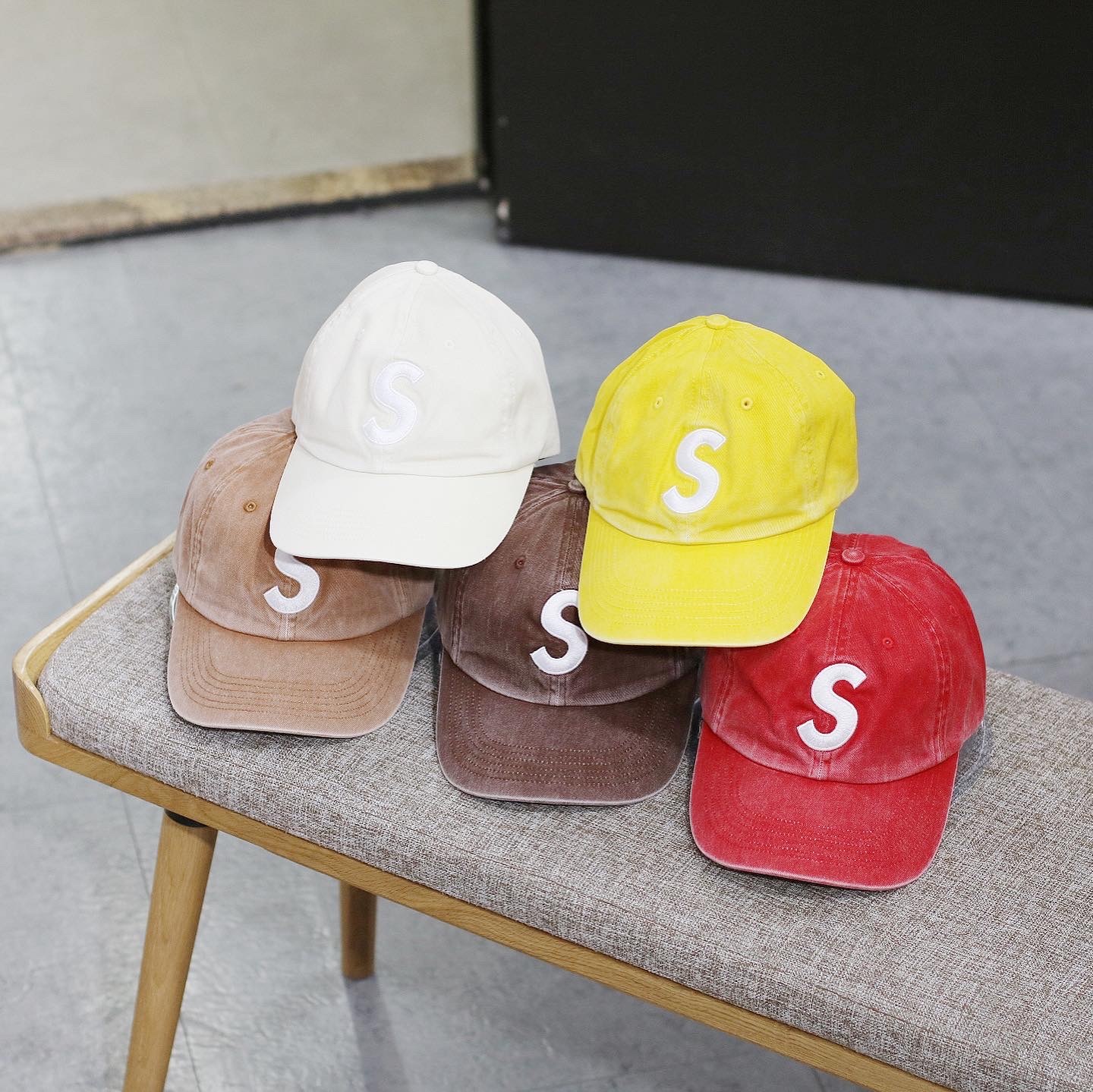 Supreme FW23 Pigment S Logo Cap