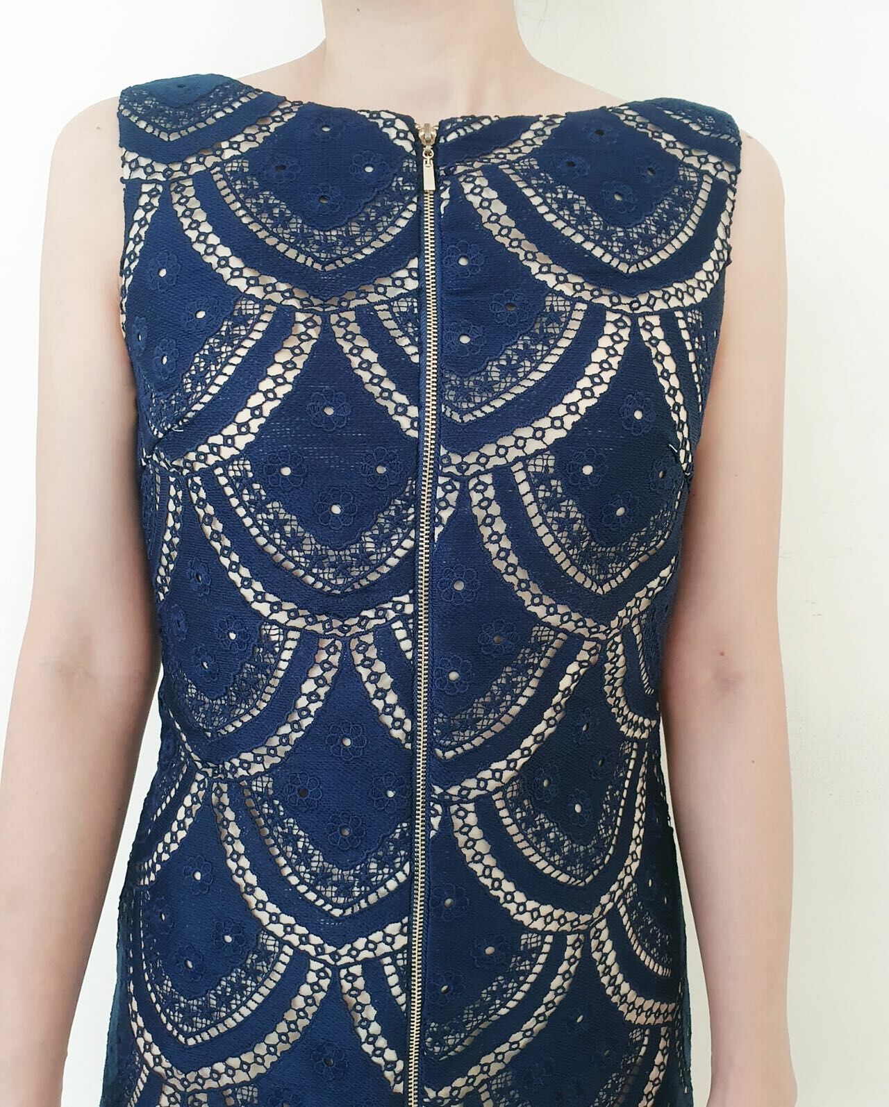 COTTON LACE ZIP PENCIL DRESS