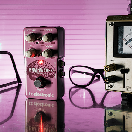 TC Electronic BRAINWAVES PITCH SHIFTER GUITR Effect an