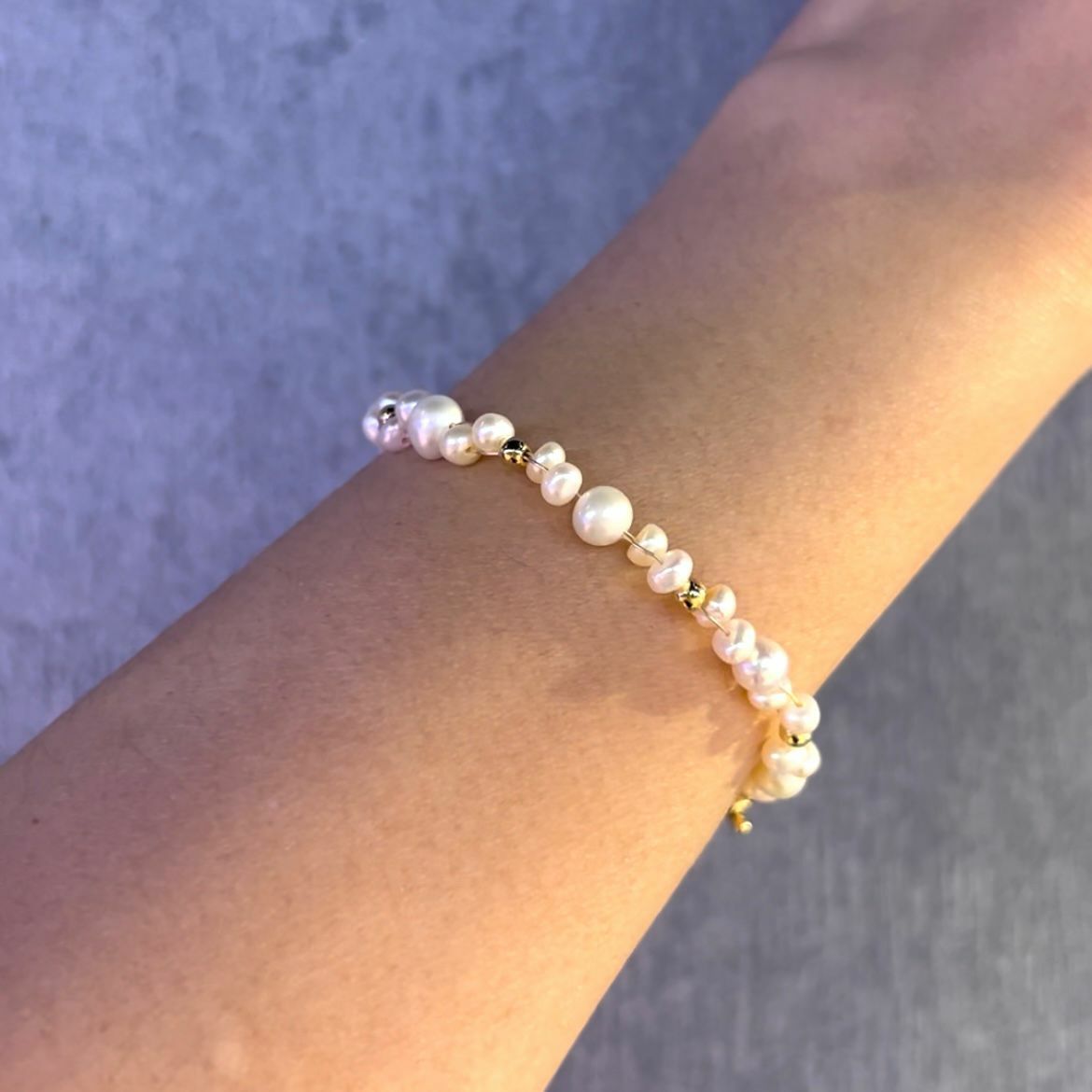 RABBIT BOUQUET天然石手作水晶手鏈-Pearl Luster