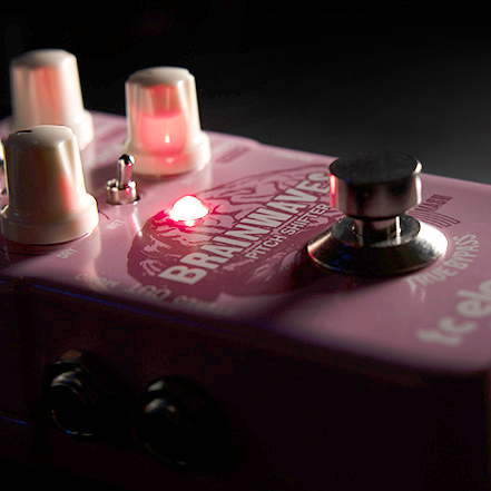 TC Electronic BRAINWAVES PITCH SHIFTER GUITR Effect an