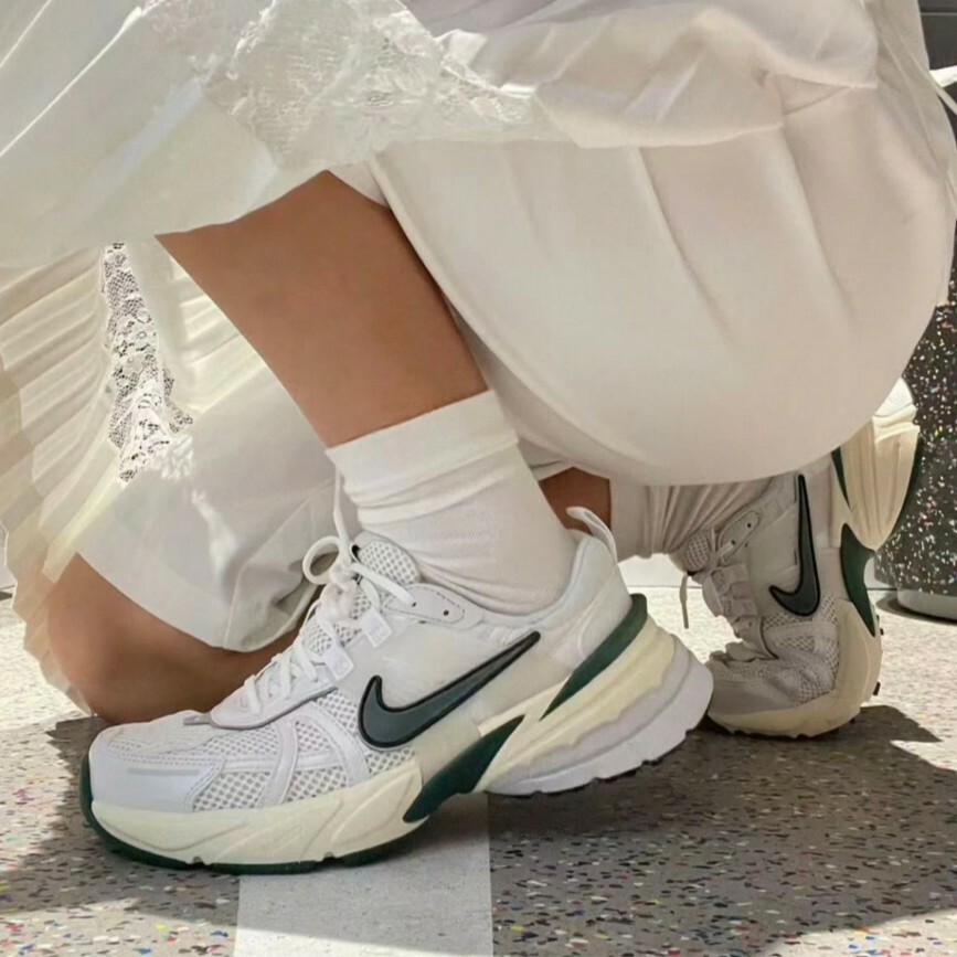 Nike V2K Run Runtekk 復古奶綠 白綠 做舊 老爹鞋