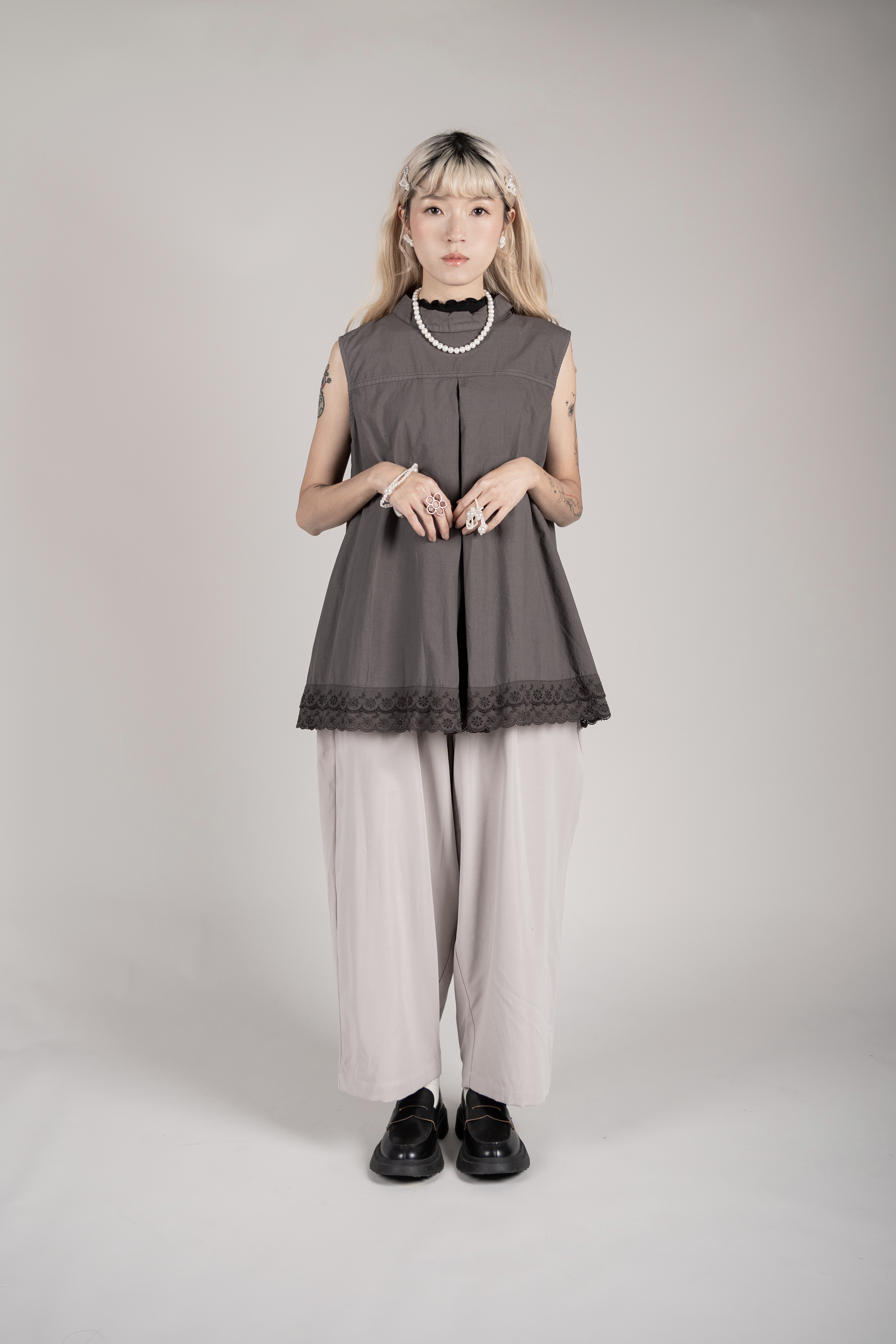 【 Kiki.co made 】兩穿通花蝴蝶襯衫