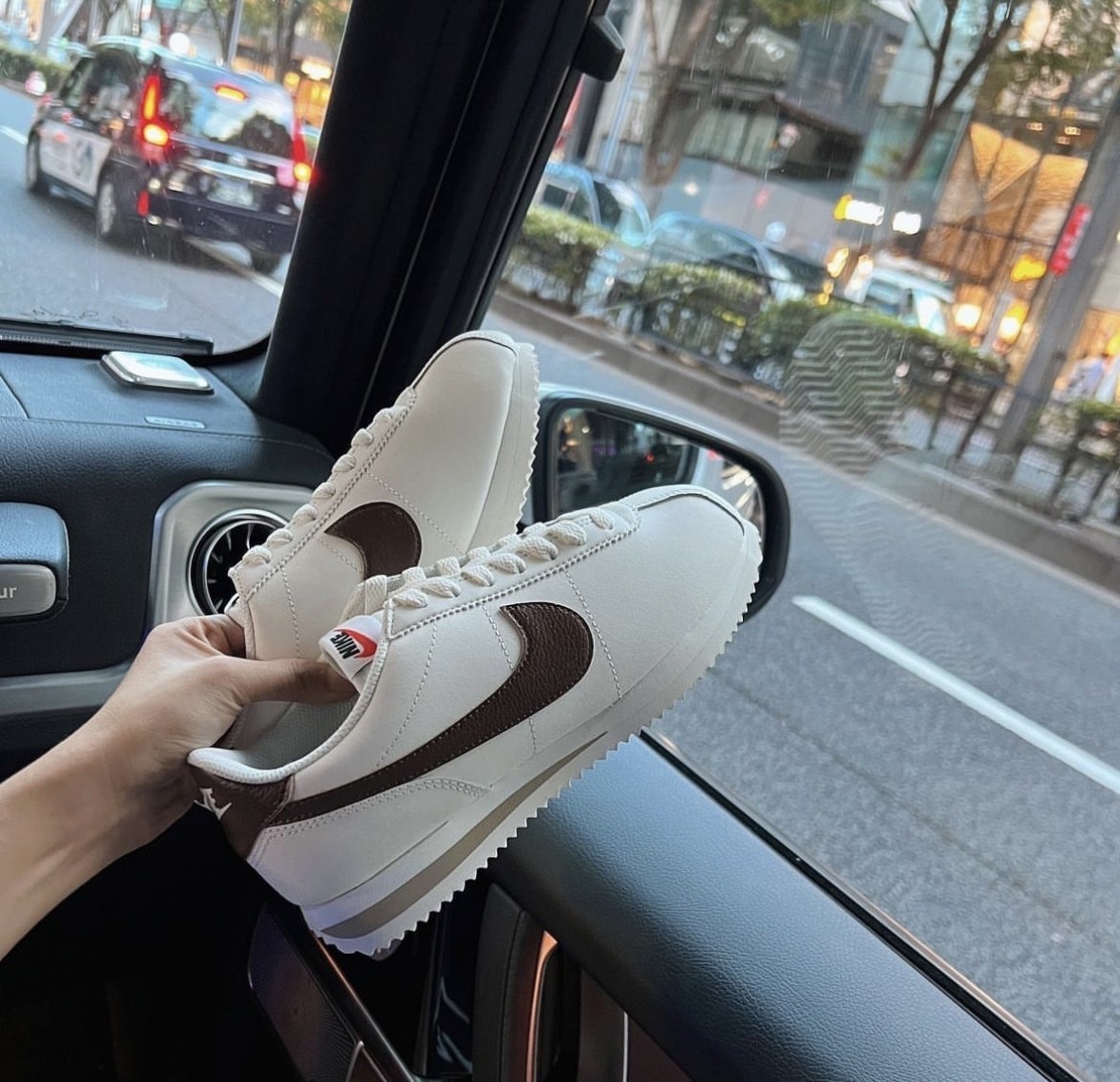 NIKE W CORTEZ 巧克力色大地色阿甘鞋DN1791-104