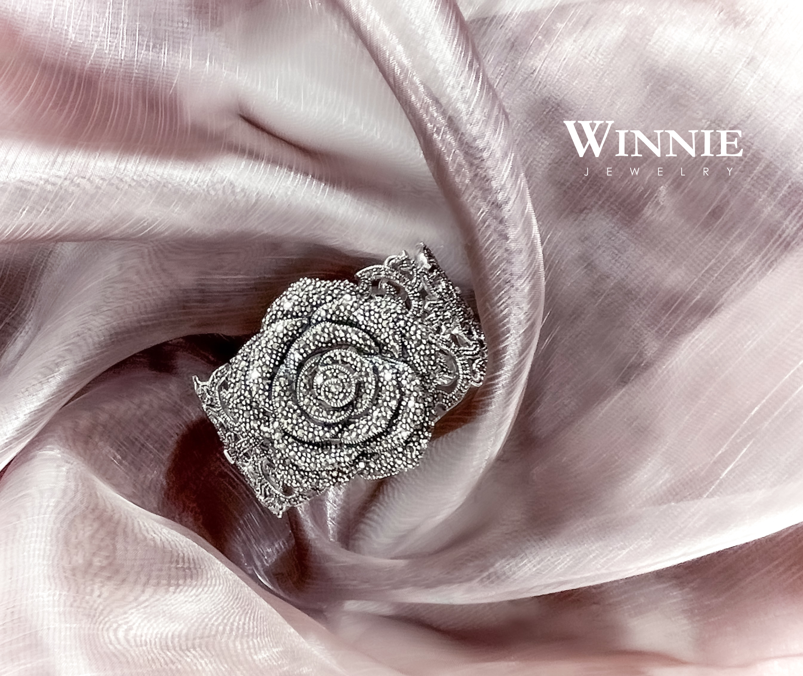 復古奢華玫瑰花紋手環OP2071