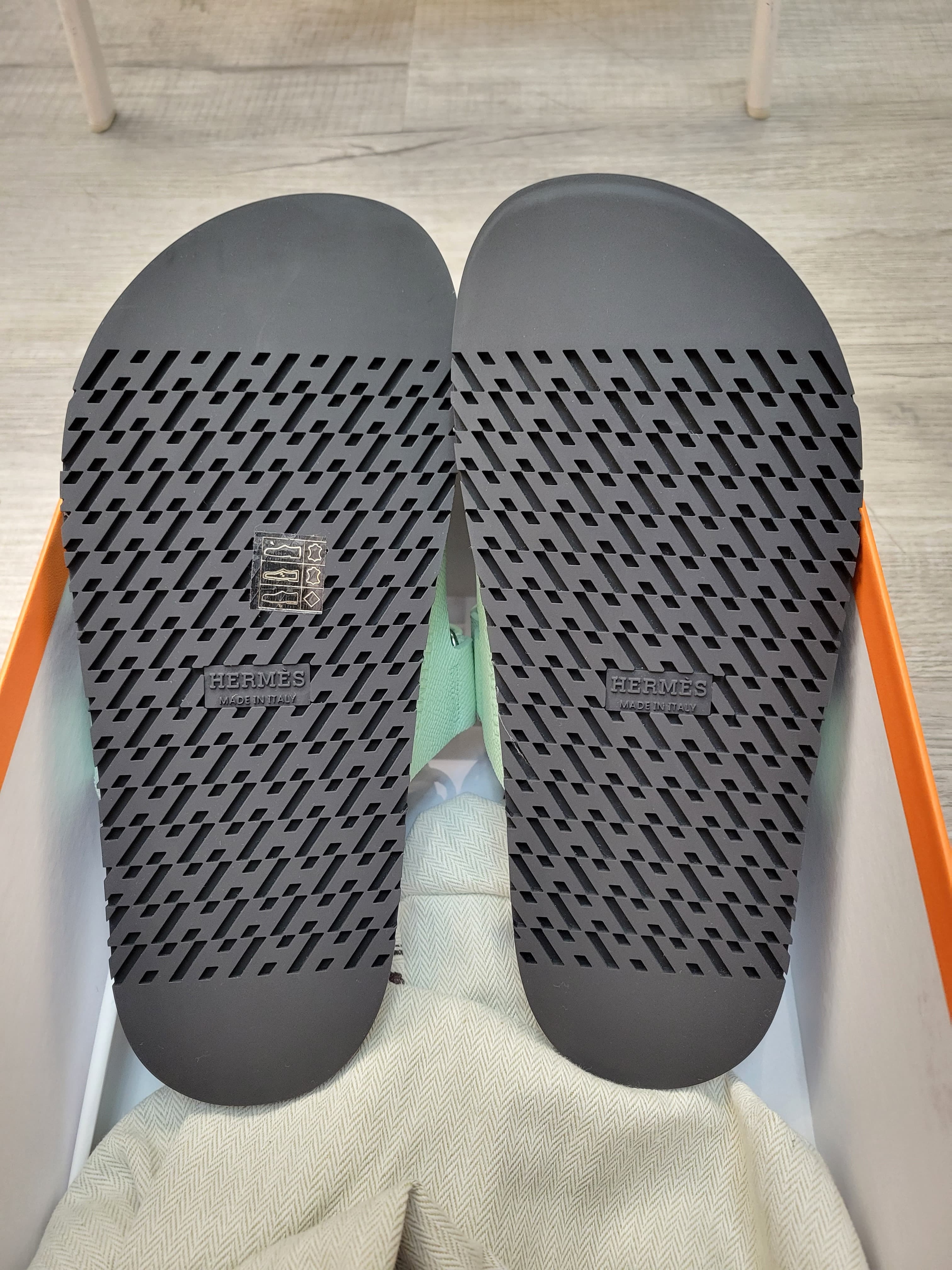 Hermes chypre sandals vert jade碧玉色 36 size