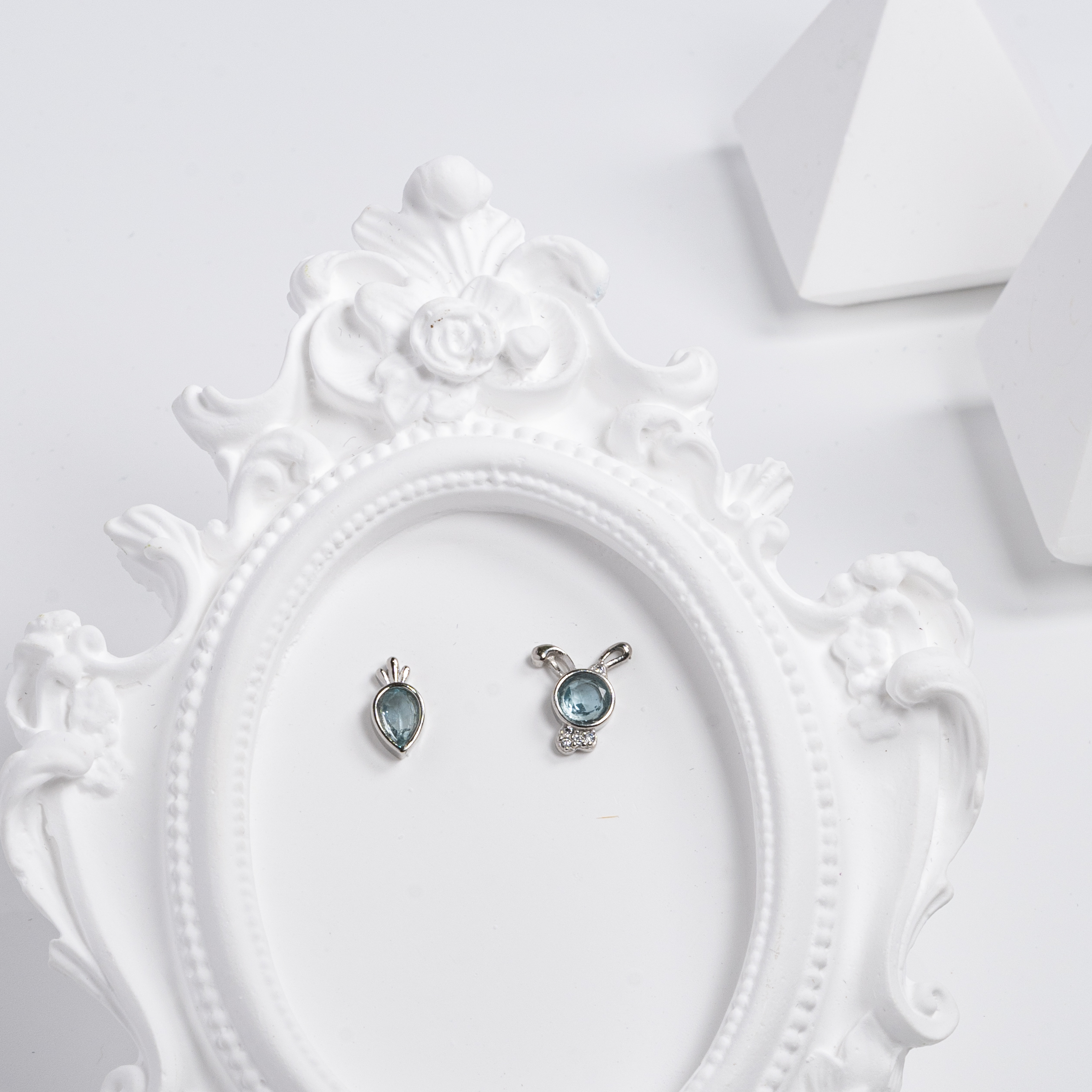 【托帕石】兔兔與紅蘿蔔耳環