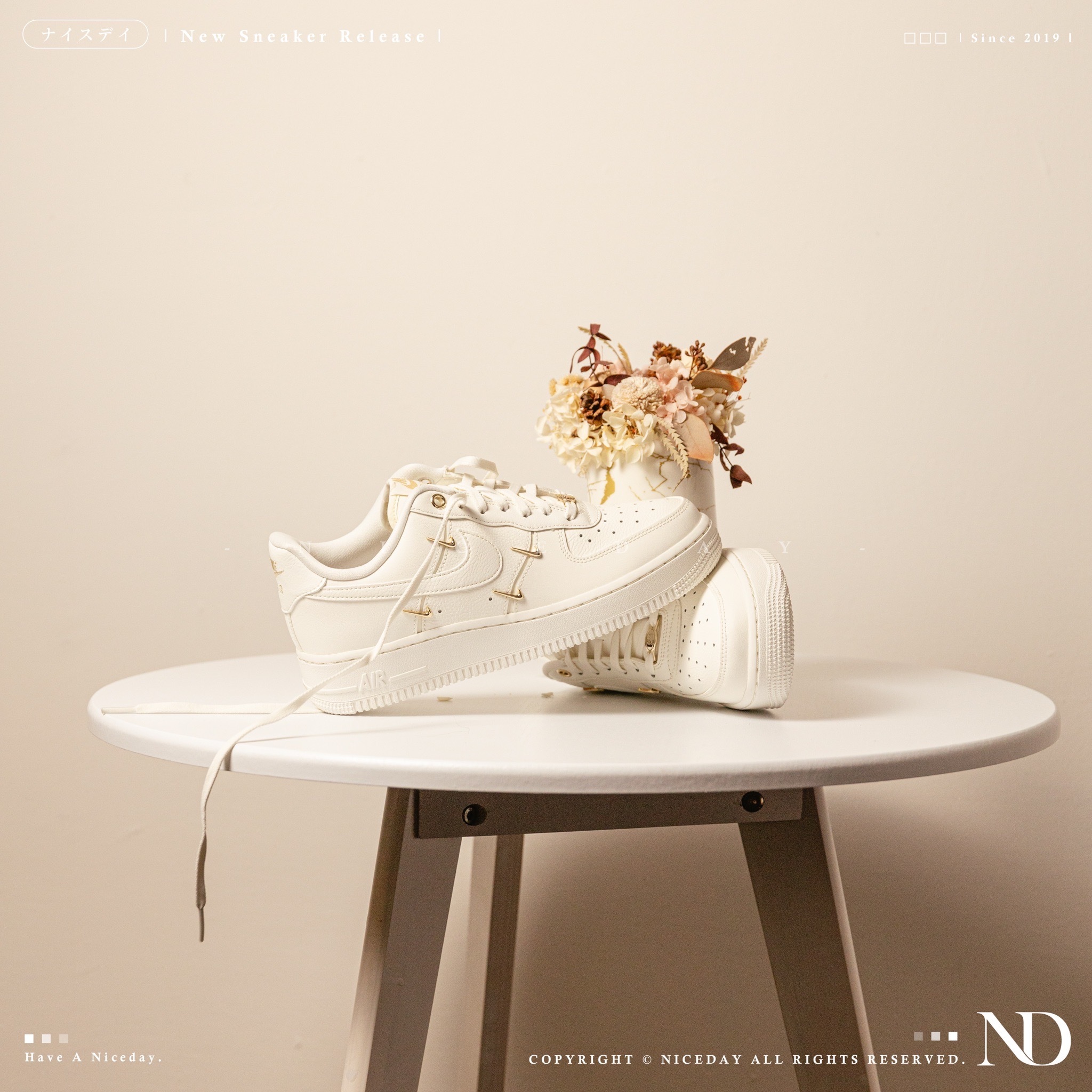 NICEDAY 現貨 Nike Air Force 1 Mini Gold 全白小金勾 四金勾 泫雅款 白 金 女款 FV3654-111