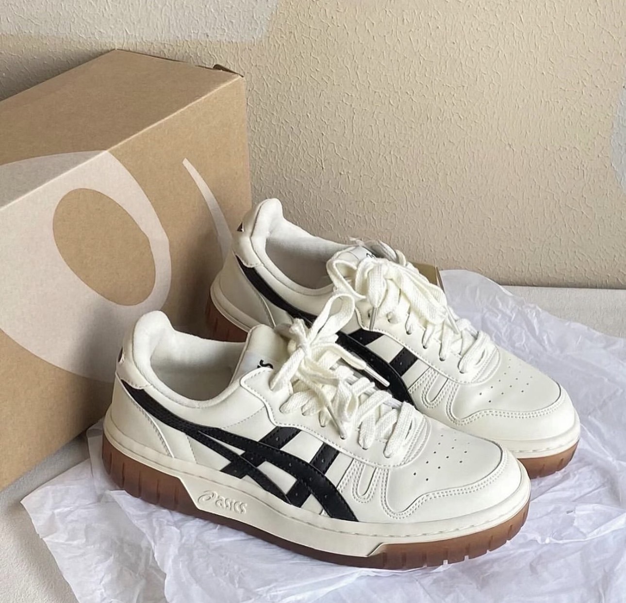 預購 ASICS COURT MZ 黑莓乳酪