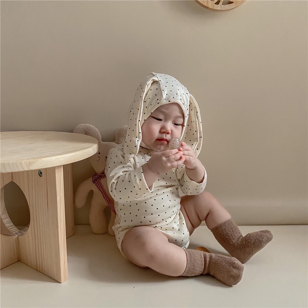 滿版星星長耳兔包屁衣｜含帽