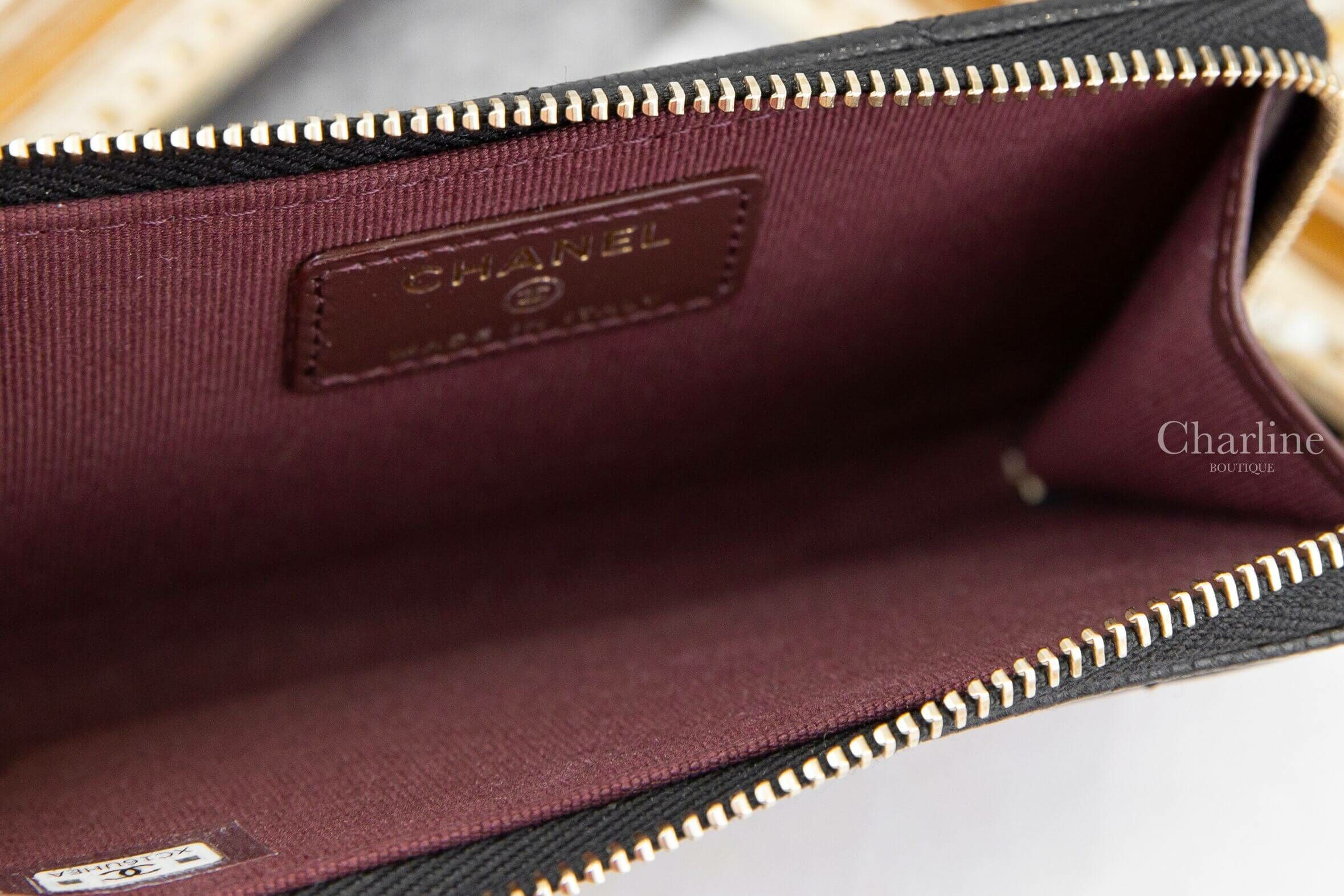 Chanel Card Holder 黑色金CC酒紅內裡菱格紋小羊皮卡片拉鍊零錢夾-Charline Boutique精品代購