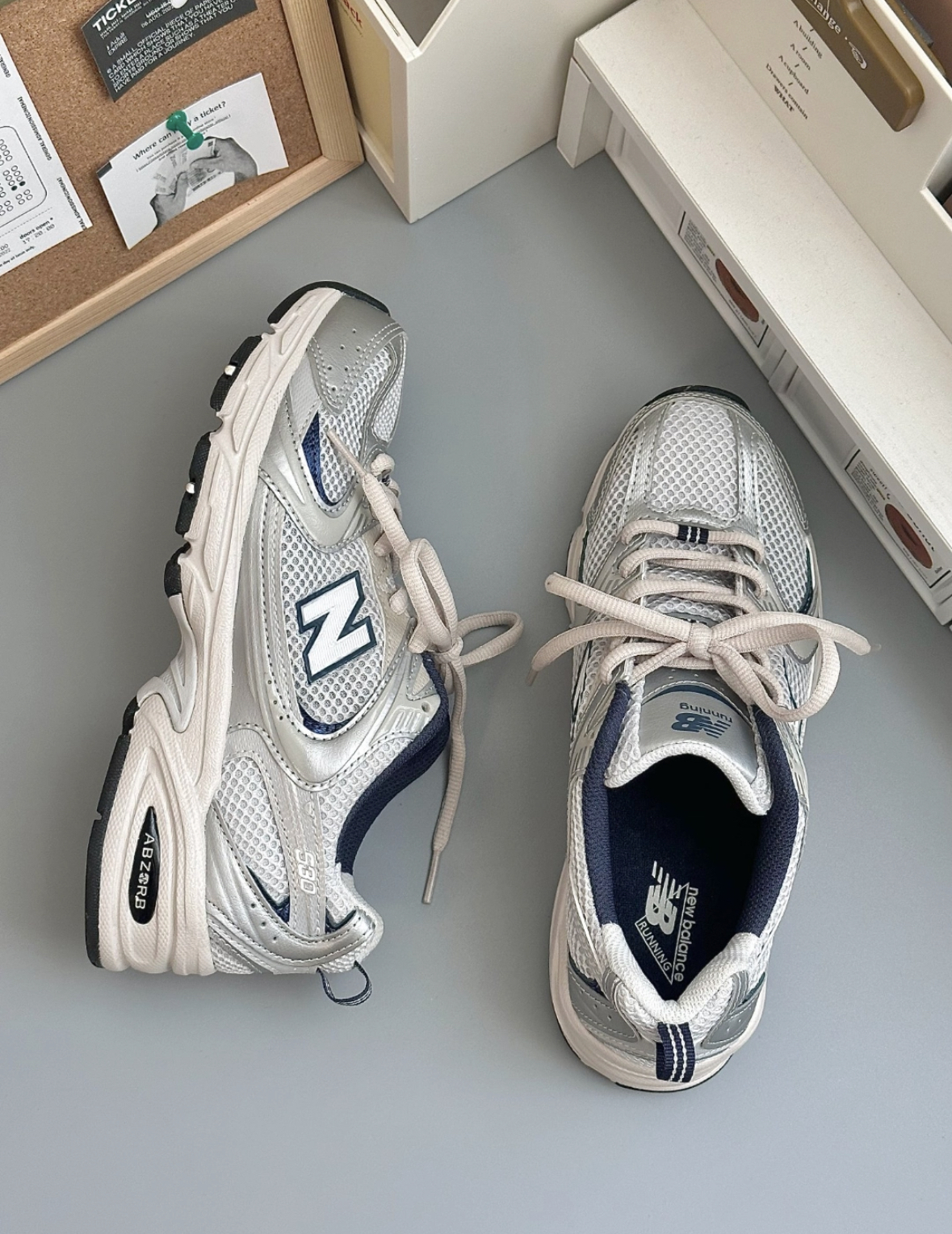 New Balance 530 NB530 灰銀色 銀色 奶油底 復古 慢跑鞋 男女款 情侶鞋 MR530KA/預購