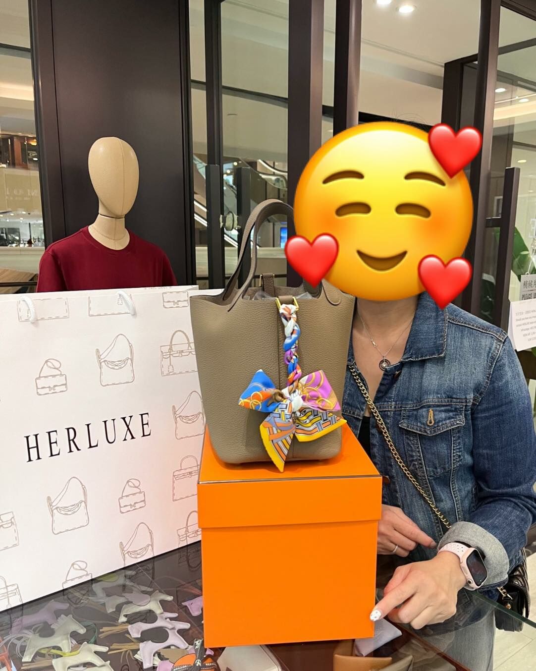 爽快靚靚係朋友介紹過嚟的🎉 直接walk in嚟揀咗Picotin 18威瑪犬金扣🐕🔑 靚靚仲讚我哋性價比高✌️貨品齊全🥳 多謝你同朋友嘅認可與支持❤️