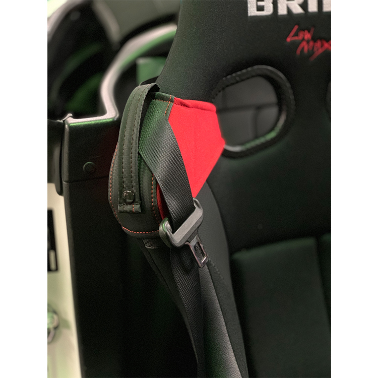 BRIDE SEATBELT GUIDE