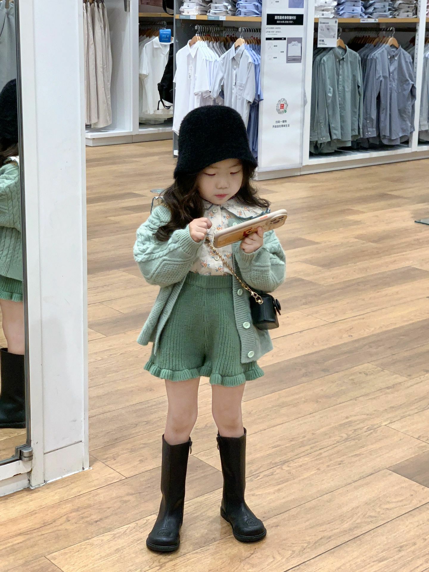 清新森綠麻花針織外套/碎花襯衫/森綠花邊褲