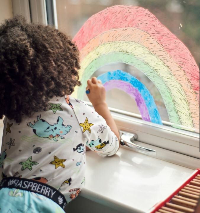 KITPAS 可水洗米製蠟筆-塑膠筆管12色 Kitpas Holder 12 Colors