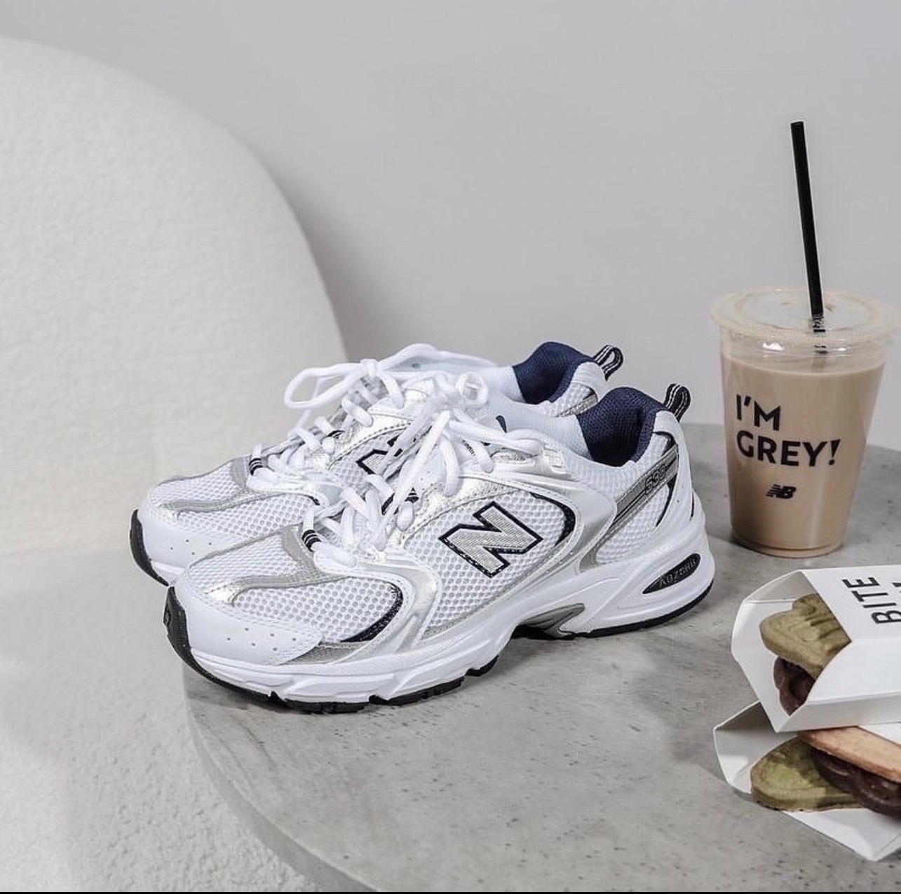 NEW BALANCE 530 復古慢跑鞋 白銀