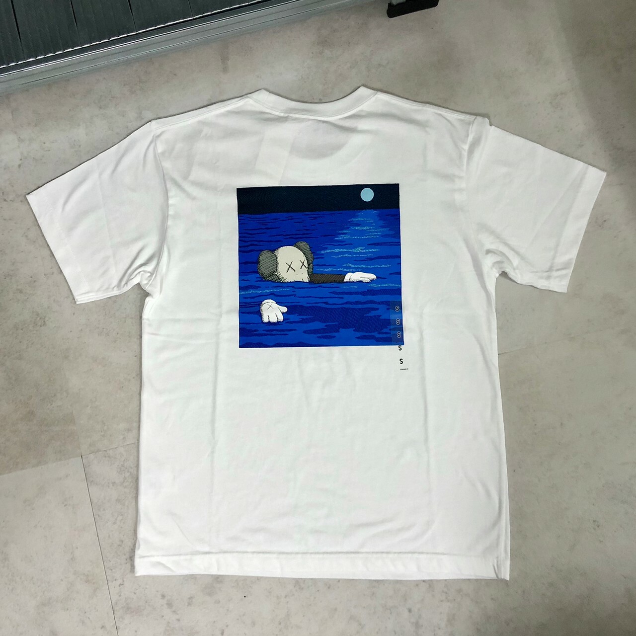 Uniqlo X Kaws UT系列聯名款 白色短袖Tee 341-467525