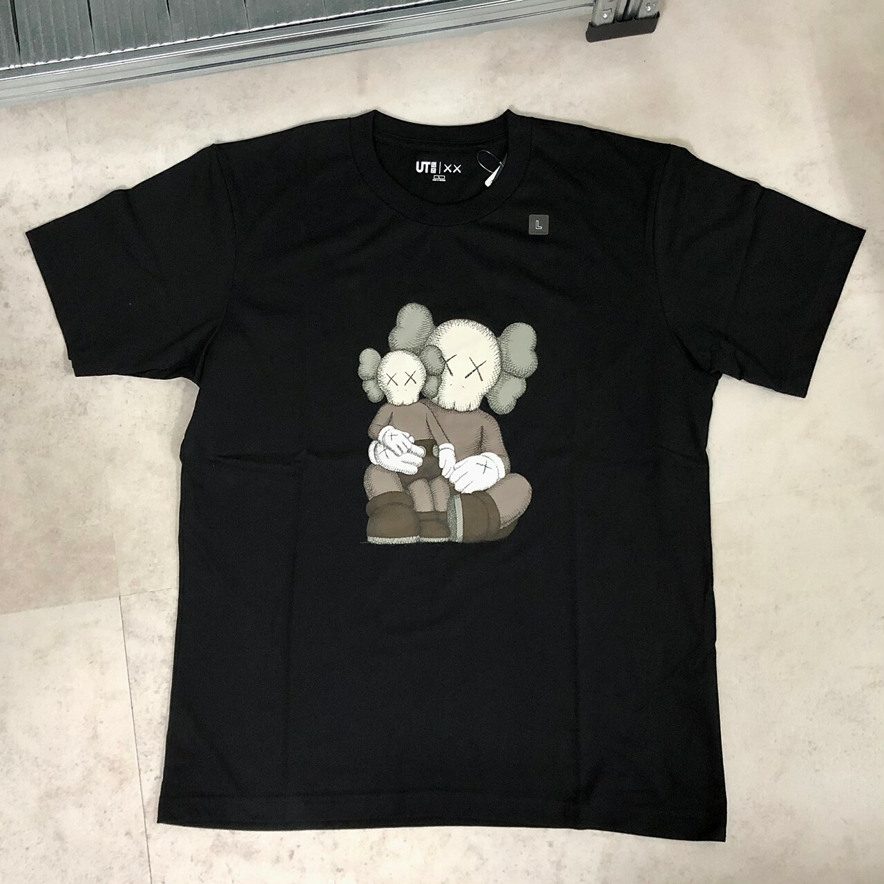 Uniqlo X Kaws UT系列聯名款 黑色短袖Tee  341-467775