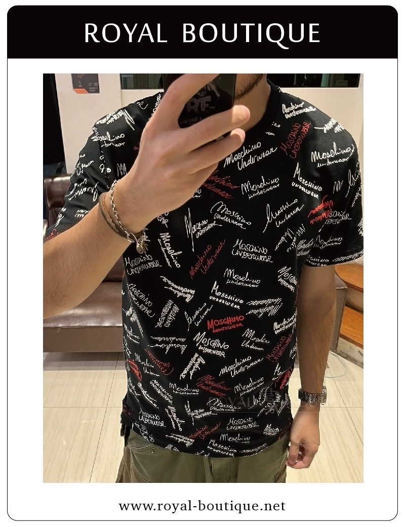 MOSCHINO 撞色草寫滿版英字LOGO短T