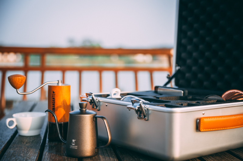 酷麥鋁箱 頂級皮製提把手提鋁箱