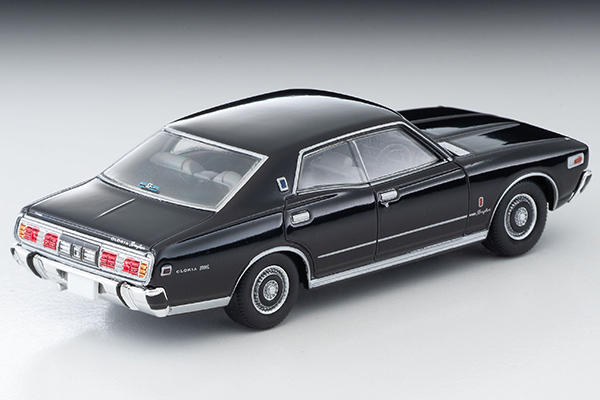 Tomytec 1/64 LV-N296a Nissan Gloria 4-door HT F type 28