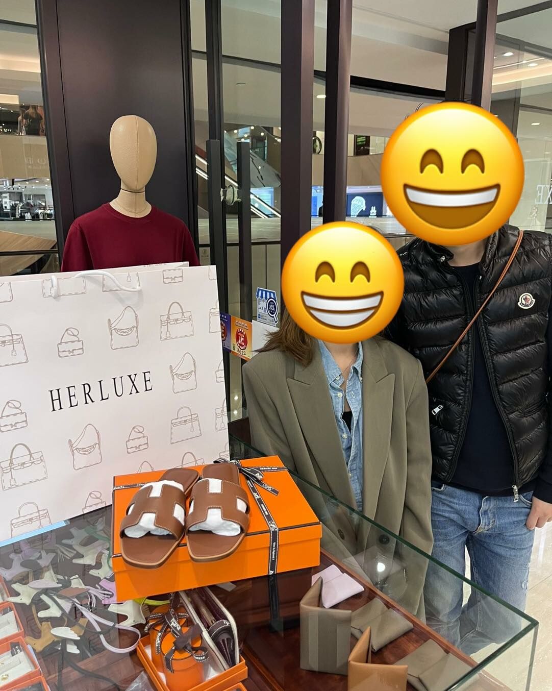 爽快靚靚同先生再次來復購🛍️ 今次揀咗Oran拖鞋😍 仲稱讚我哋性價比高👍 多謝你的選擇與認可🫶