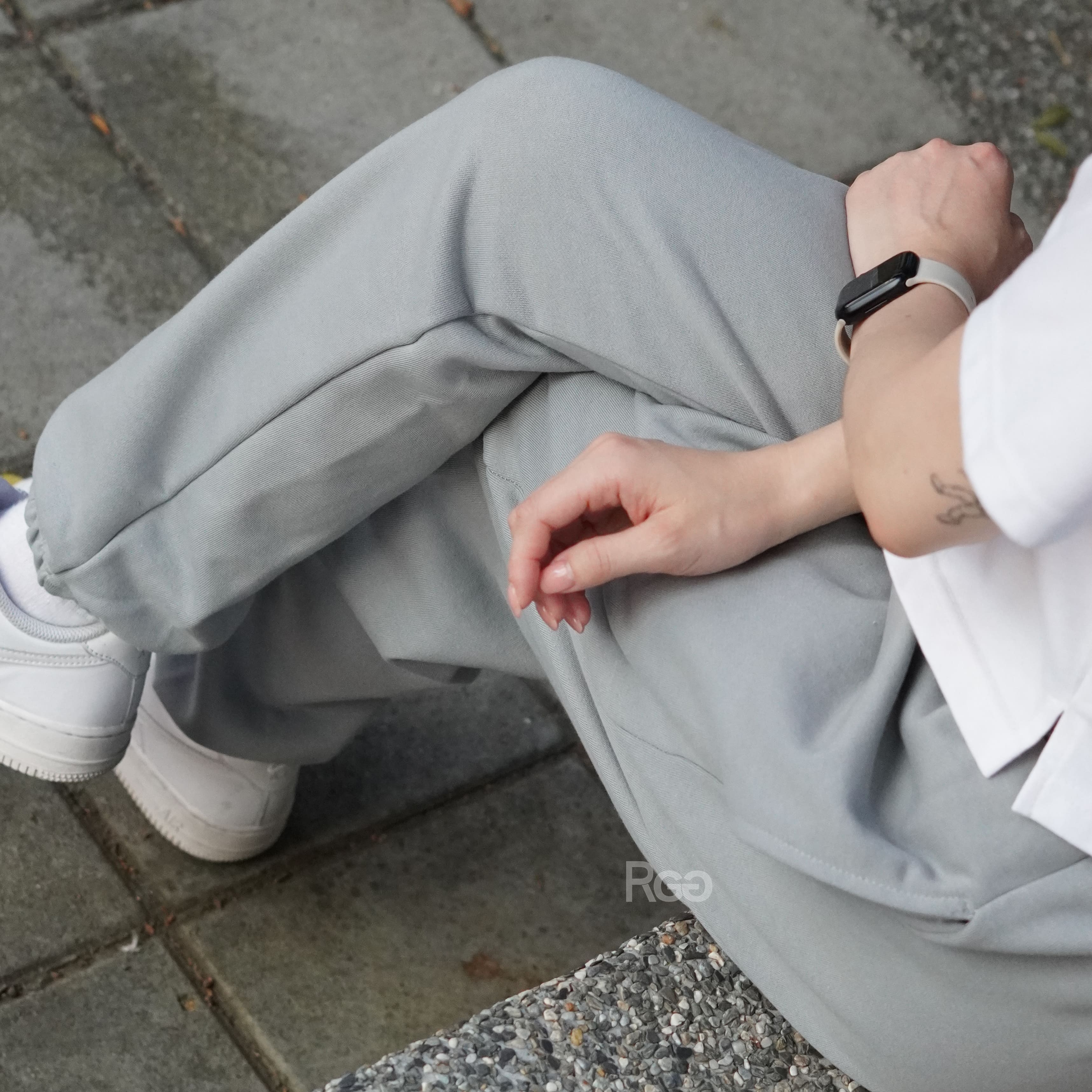 #23201 台灣製 10.5 OZ 重磅素面寬版縮口棉褲